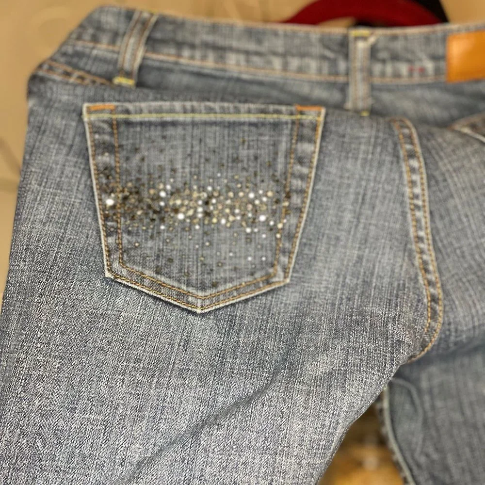 Express Jeans  Rhinestone Pockets - Picture 4 of 7
